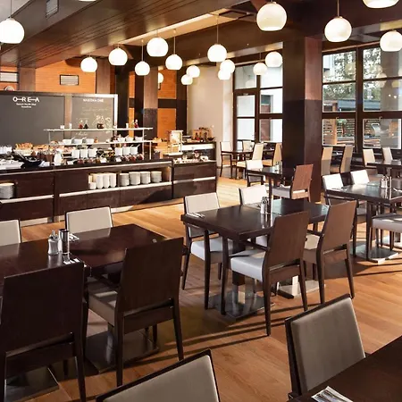 德威司考维索希娜奥瑞酒店 酒店